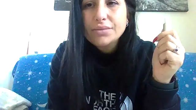 Snapshot of 4clarissa chatting on 10-28-25, 10:03 4clarissa online show from 10-28-25, 10:03