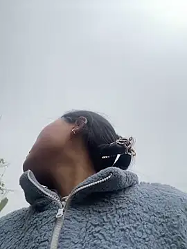 Sophia-123 online show from 12-16-25, 01:43