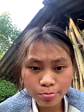 Sophia-123 online show from 12-19-25, 02:15