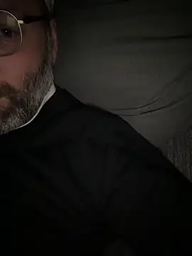 Snapshot of edgarmachtsderbe chatting on 04-04-26, 01:56 edgarmachtsderbe online show from 04-04-26, 01:56