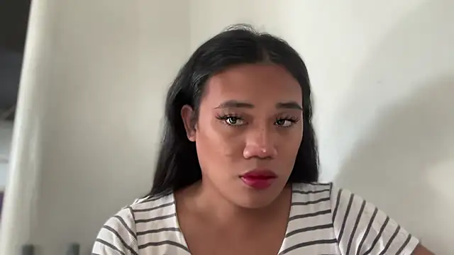 untouchable mia online show from 11-04-25, 01:20