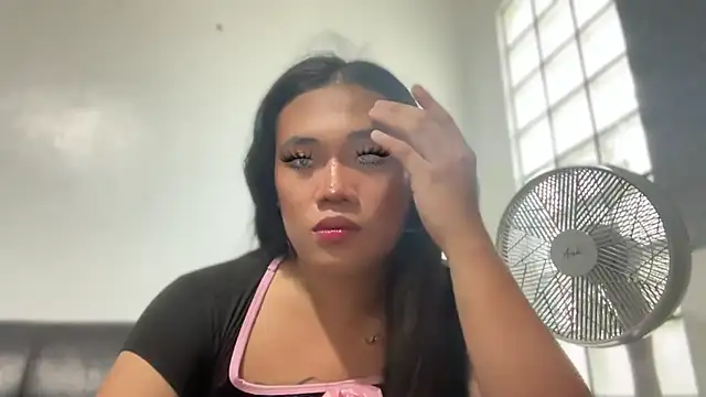 untouchable mia online show from 11-01-25, 04:19