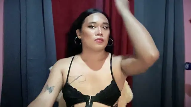 untouchable mia online show from 11-10-25, 10:42