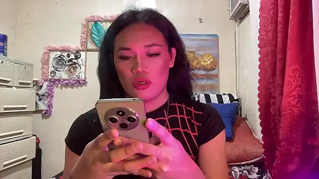 untouchable mia online show from 11-29-25, 01:55