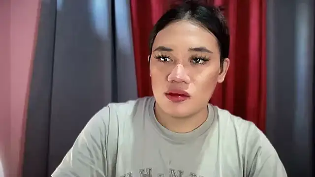 untouchable mia online show from 11-20-25, 12:22