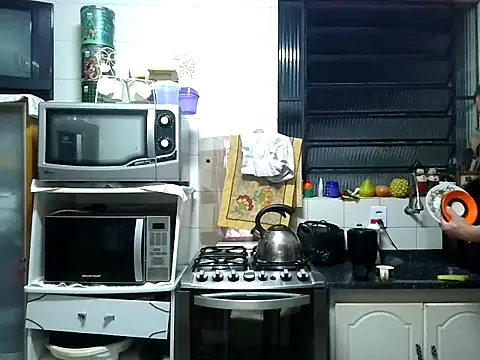 Snapshot of Alex-Naturista chatting on 01-13-26, 07:23 Alex-Naturista online show from 01-13-26, 07:23