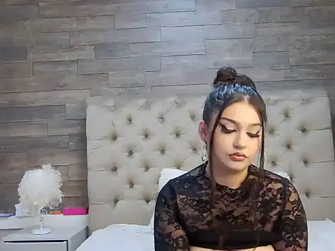 KeylaNoir online show from 11-28-25, 08:36