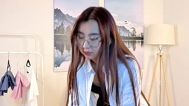 Snapshot of PhillisStocco chatting on 10-28-25, 09:41 PhillisStocco online show from 10-28-25, 09:41