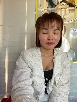 Night owl111 online show from 12-14-25, 08:09