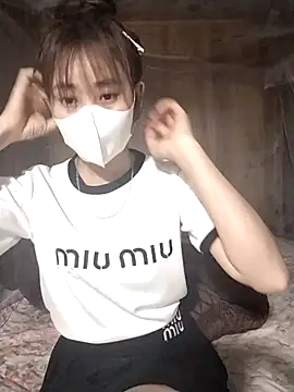 Em xinh01 online show from 03-19-26, 01:33