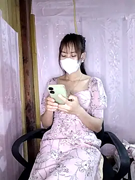 Em xinh01 online show from 04-17-26, 10:23