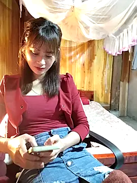 Em xinh01 online show from 12-20-25, 01:25