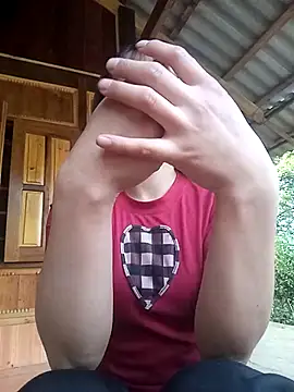 Linh sexy98 online show from 04-05-26, 12:50