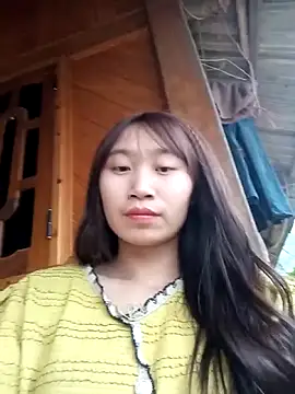 Snapshot of Linh_sexy98 chatting on 02-25-26, 10:04 Linh sexy98 online show from 02-25-26, 10:04