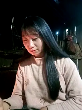 Snapshot of Linh_sexy98 chatting on 11-26-25, 01:38 Linh sexy98 online show from 11-26-25, 01:38