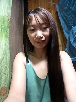 Snapshot of Linh_sexy98 chatting on 04-20-26, 10:44 Linh sexy98 online show from 04-20-26, 10:44