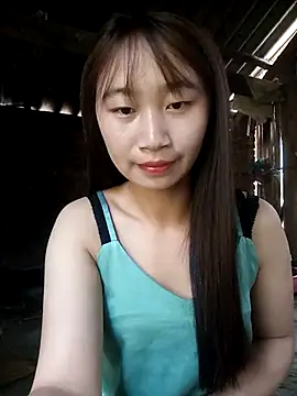 Snapshot of Linh_sexy98 chatting on 03-01-26, 05:51 Linh sexy98 online show from 03-01-26, 05:51