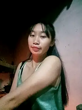 Snapshot of Linh_sexy98 chatting on 11-14-25, 10:24 Linh sexy98 online show from 11-14-25, 10:24