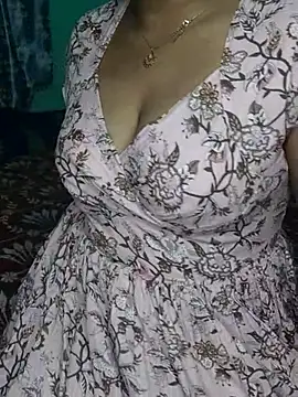 shreyareddy99 online show from 01-14-26, 12:47