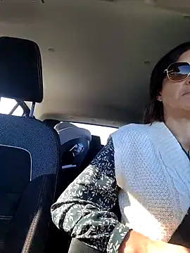 Piediniecollant online show from 11-06-25, 11:03