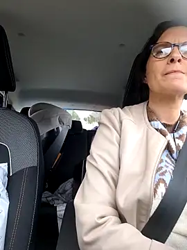 Piediniecollant online show from 03-26-26, 11:08