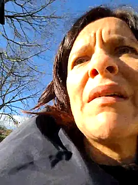 Piediniecollant online show from 11-23-25, 08:46