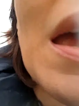 Piediniecollant online show from 02-07-26, 07:49