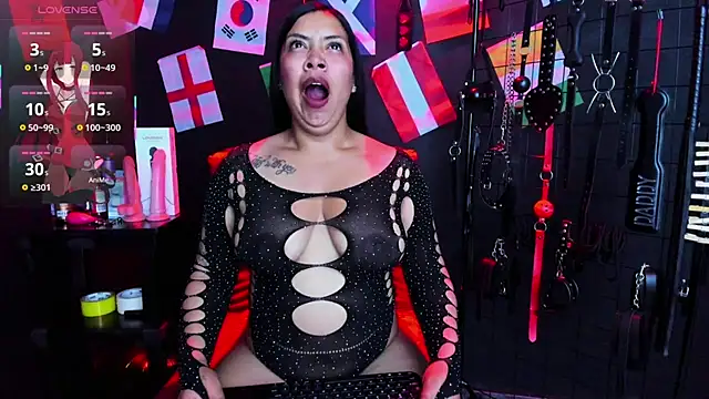 Snapshot of Loana_bdsm chatting on 06-26-26, 03:01 Loana bdsm online show from 06-26-26, 03:01