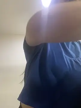 AmberrMoore  online show from 11-30-25, 12:39