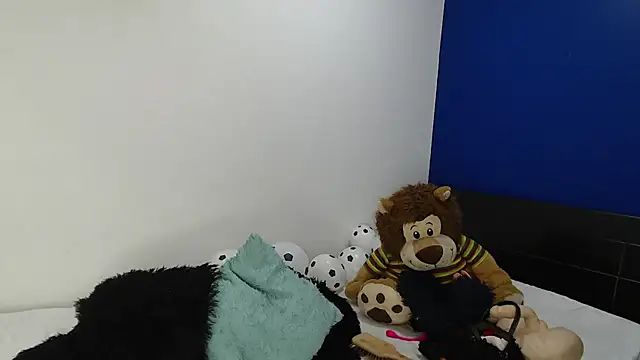 EmmilyConnor online show from 07-04-26, 02:32