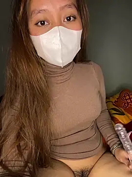 Beauty in online show from 12-16-25, 04:00