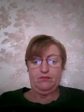 Snapshot of Arabella245 chatting on 10-31-25, 12:57 Arabella245 online show from 10-31-25, 12:57