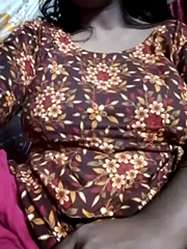 Liza0103 online show from 11-02-25, 04:12