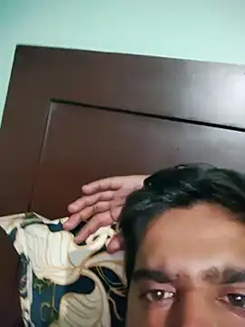 Snapshot of Vanshmahajann chatting on 11-02-25, 04:01 Vanshmahajann online show from 11-02-25, 04:01