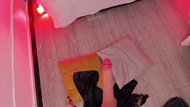 mia jagger online show from 03-11-26, 10:15