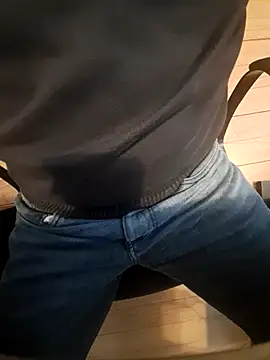 EchoVibe 86 online show from 10-28-25, 12:37