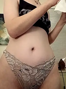 Heavenlyangelforever online show from 11-21-25, 01:48