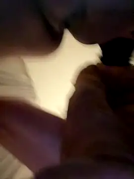 Snapshot of Cubanno chatting on 11-03-25, 05:12 Cubanno online show from 11-03-25, 05:12