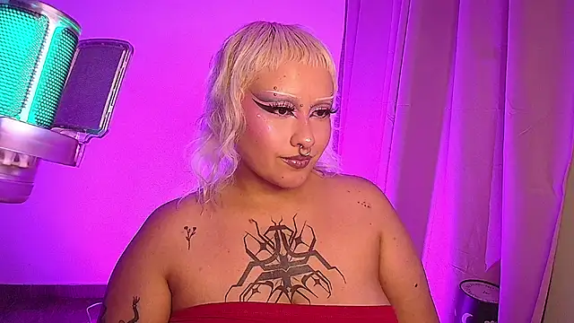 pinkbaddie777 online show from 02-18-26, 04:10