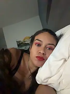 ToXxXiicBarbiie online show from 06-09-26, 03:57