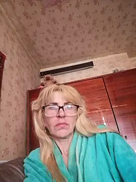 Snapshot of Georgette466 chatting on 04-05-26, 01:29 Georgette466 online show from 04-05-26, 01:29