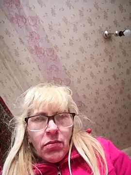 Snapshot of Georgette466 chatting on 04-10-26, 12:01 Georgette466 online show from 04-10-26, 12:01