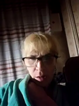 Snapshot of Georgette466 chatting on 04-05-26, 01:23 Georgette466 online show from 04-05-26, 01:23