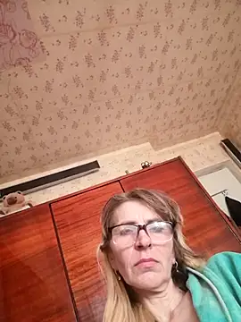 Snapshot of Georgette466 chatting on 03-08-26, 02:09 Georgette466 online show from 03-08-26, 02:09