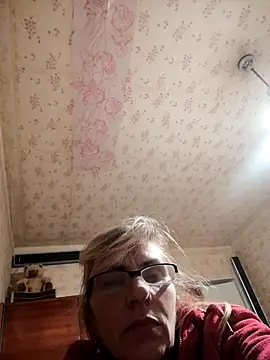 Georgette466 online show from 11-19-25, 05:24