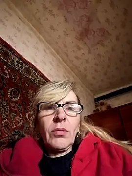 Georgette466 online show from 11-17-25, 08:13