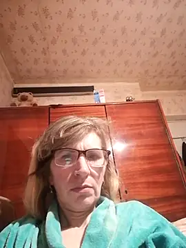 Snapshot of Georgette466 chatting on 03-12-26, 04:33 Georgette466 online show from 03-12-26, 04:33