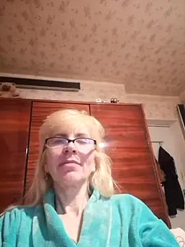 Snapshot of Georgette466 chatting on 03-21-26, 06:03 Georgette466 online show from 03-21-26, 06:03