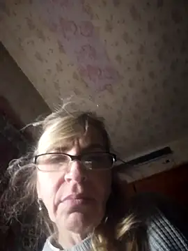 Georgette466 online show from 12-16-25, 04:28