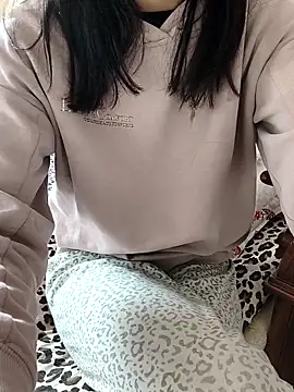 carlina28 online show from 11-15-25, 10:30